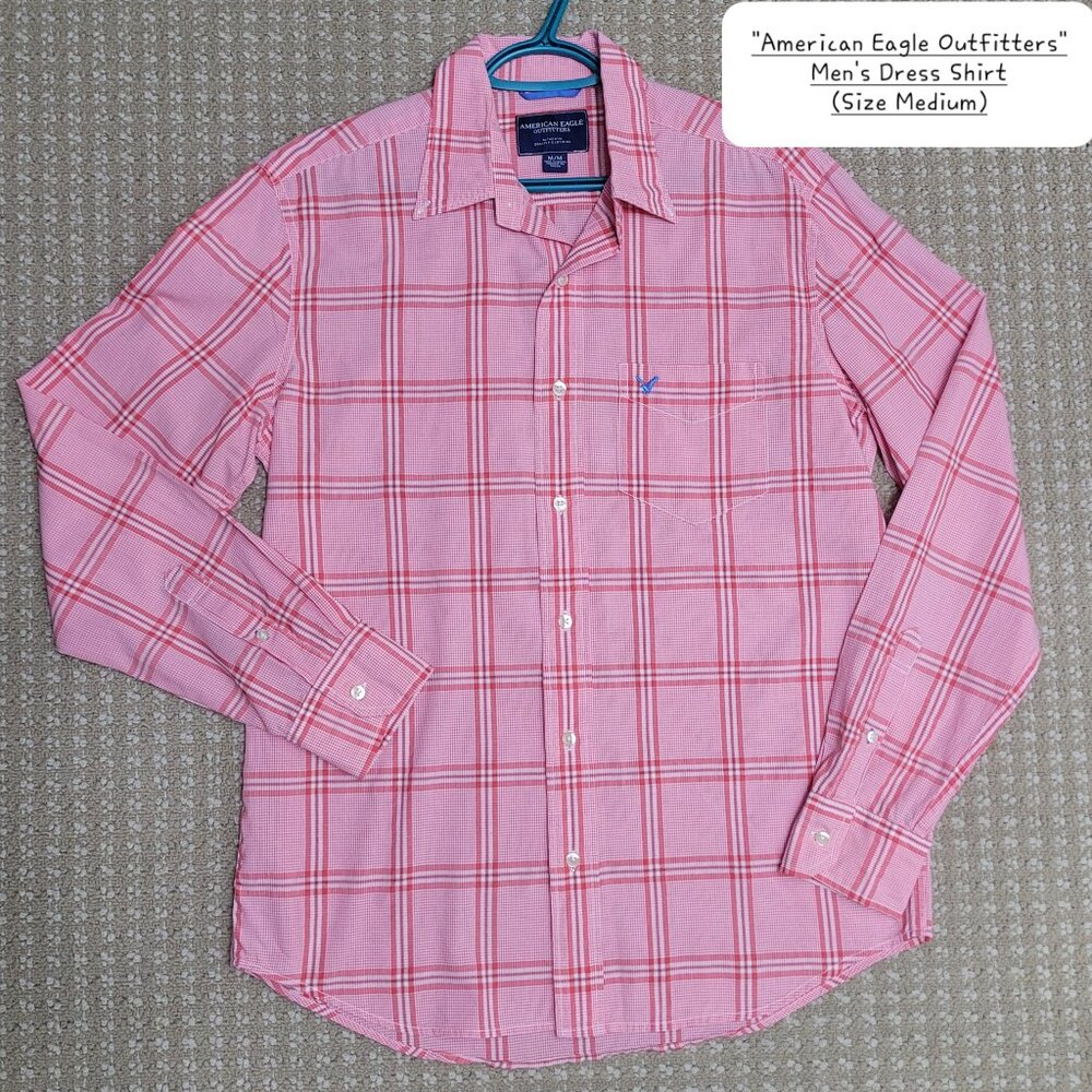 Men's "American Eagle Outfitters" Dress Shirt (Size Medium)